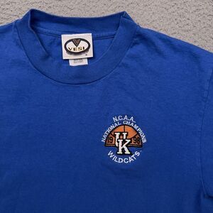 Vintage 1998 NCAA Basketball National Champions UK Wildcats T-Shirt Men's Medium